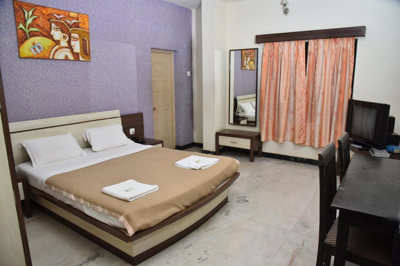 Hotel Ashlesh Манипала Экстерьер фото